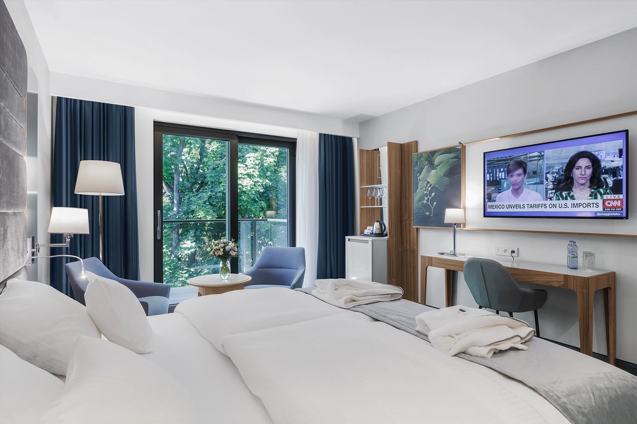 Standard Double or Twin Room Balcony